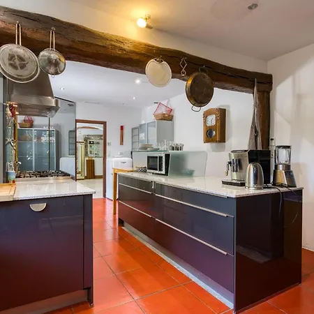 Nice Home In Clavette Nyaraló