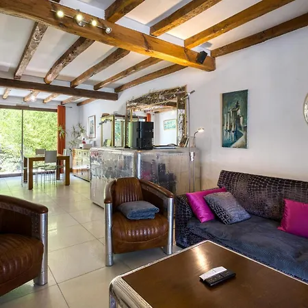 Nice Home In Clavette Clavette