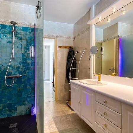 Gorgeous In Clavette